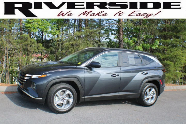 Used 2024 Dark Gray Metallic Hyundai SEL image 4