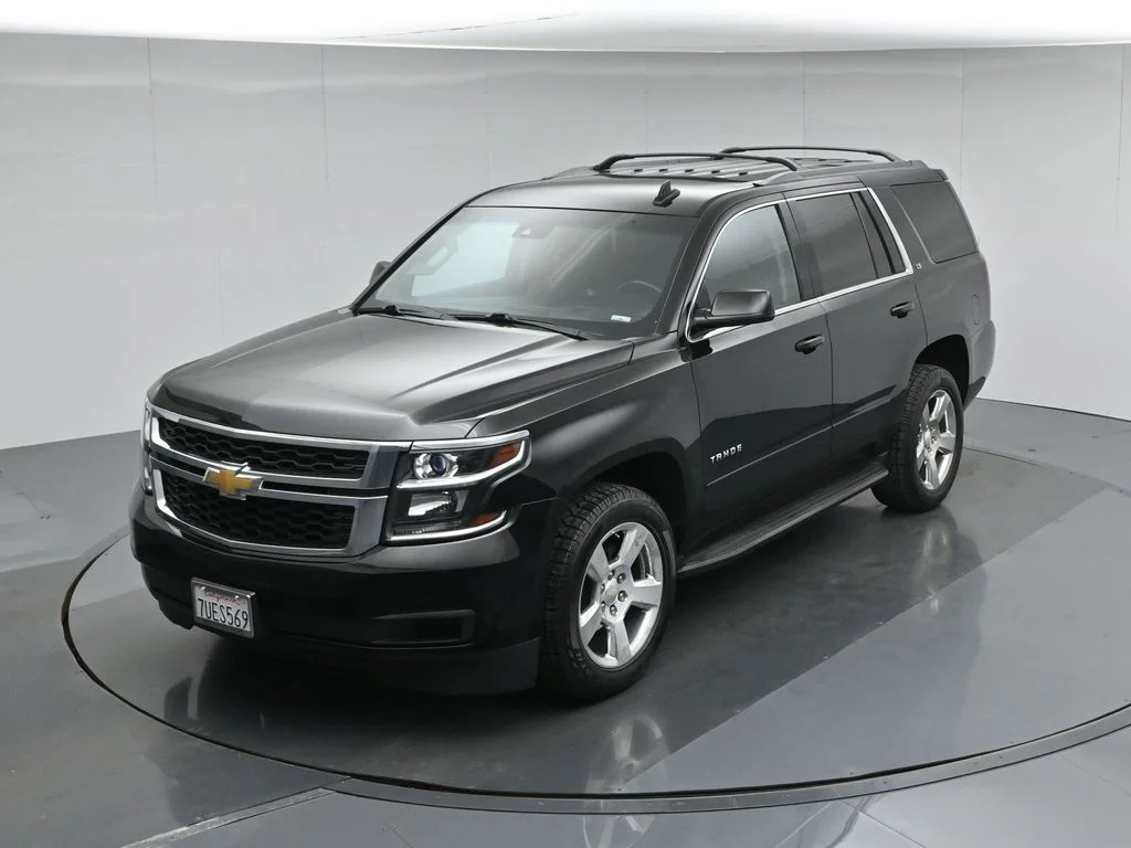 Used 2016 Black Chevrolet LS image 37