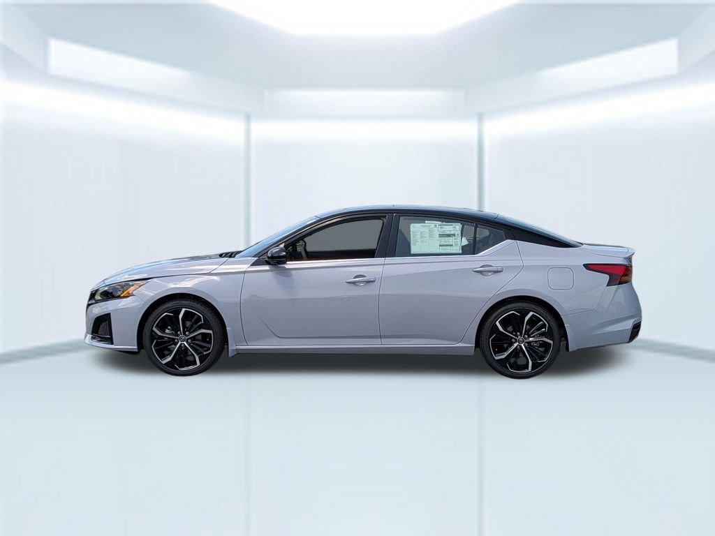 New 2026 Gray Nissan 2.5 SR image 2