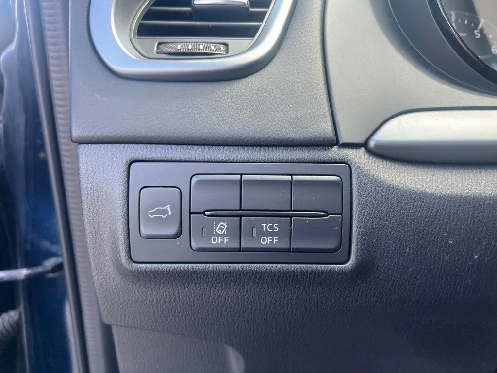 Used 2019 Blue Mazda Touring image 8