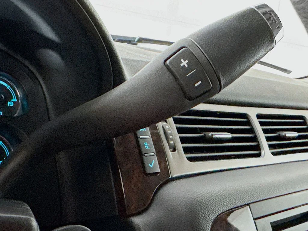 Used 2013 Black GMC Denali image 19