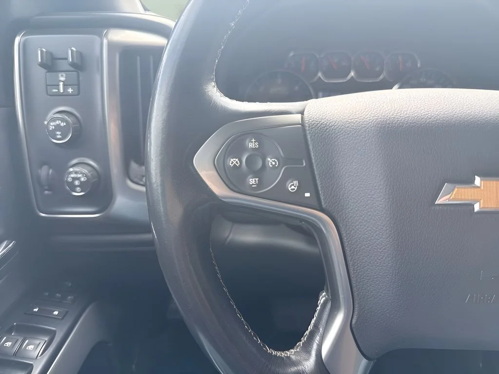 Used 2018 White Chevrolet LTZ image 15