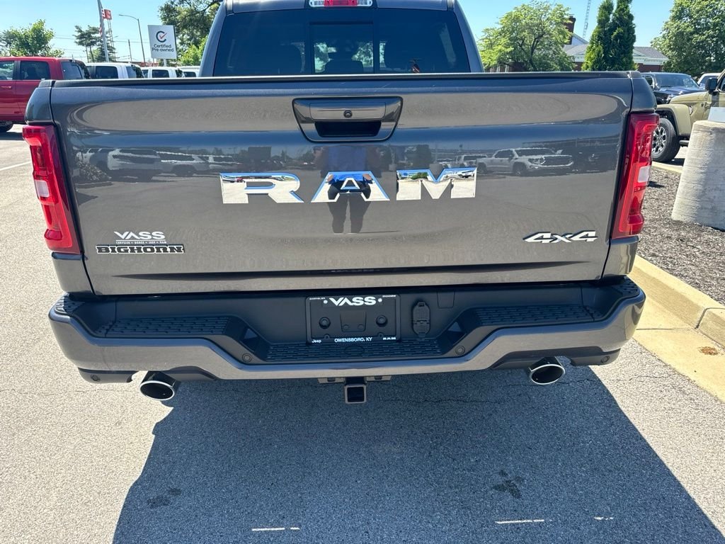 New 2026 Granite Crystal Metallic Clear-Coat Exterior Paint RAM Big Horn/Lone Star image 4
