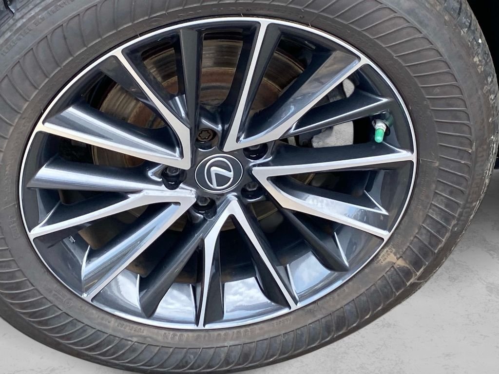 Used 2022 Silver Lexus 350 Base image 28