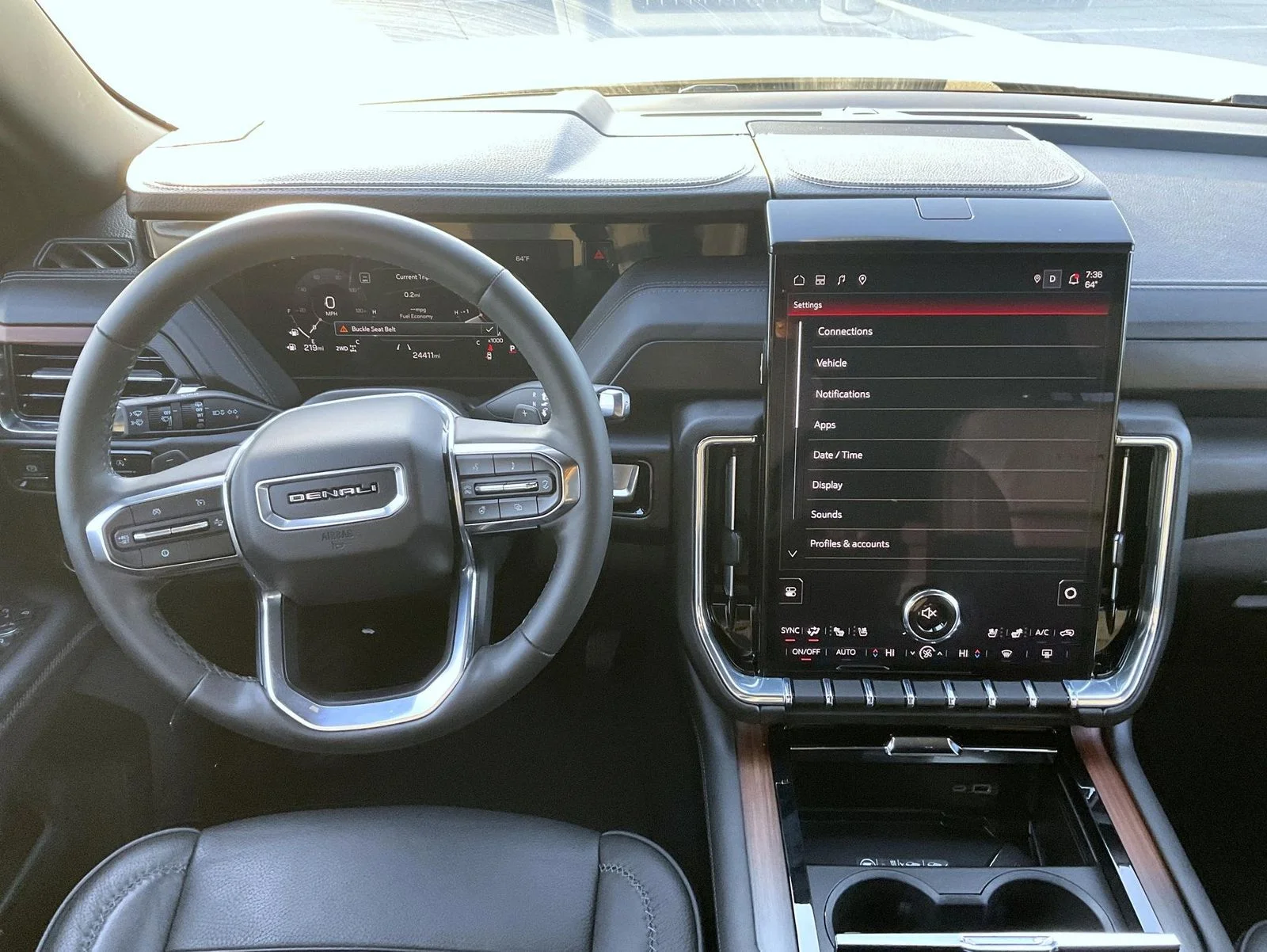 Used 2025 Silver GMC Denali image 14