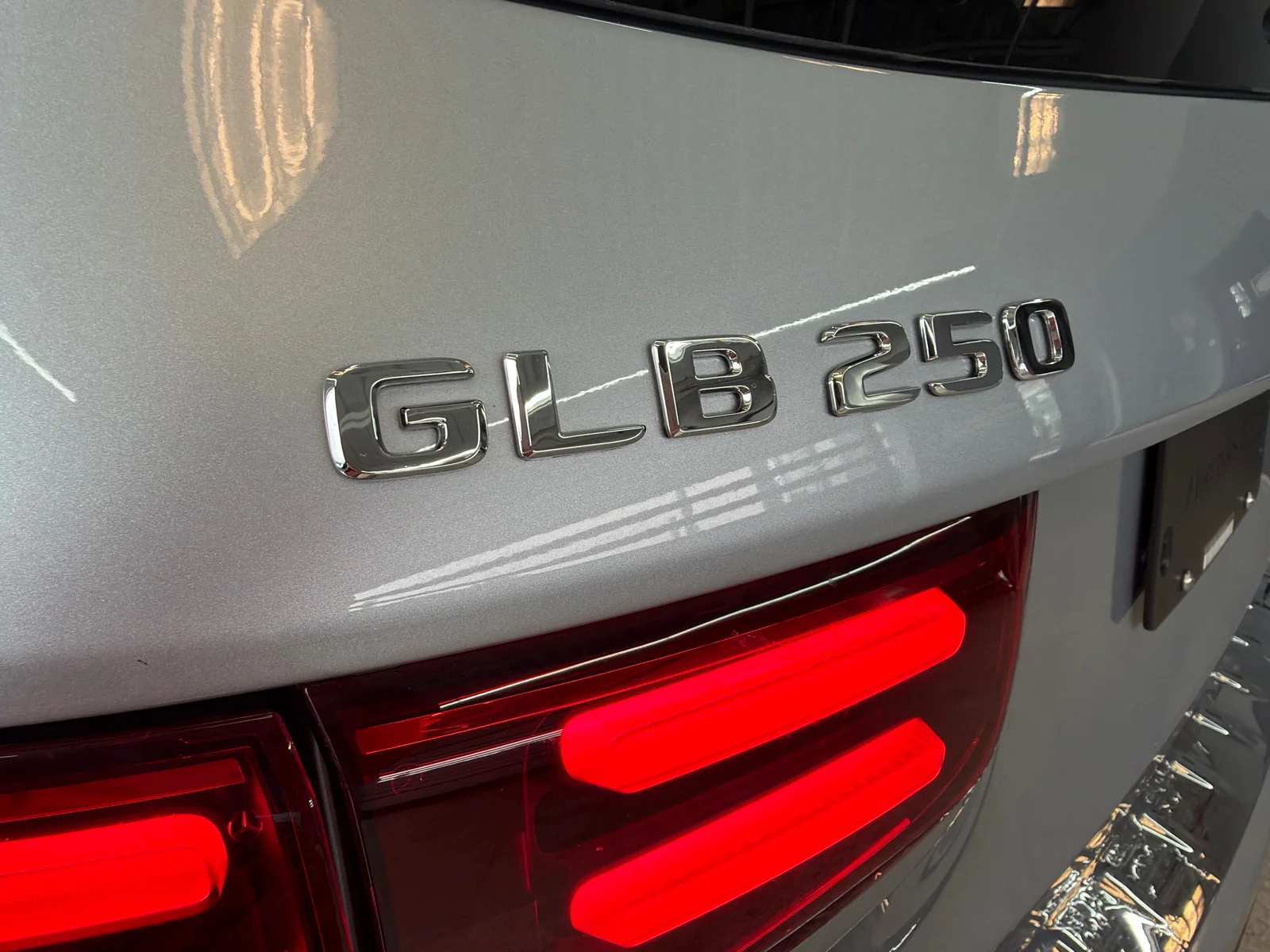 Used 2026 Silver Mercedes-Benz GLB 250 4MATIC SUV image 32