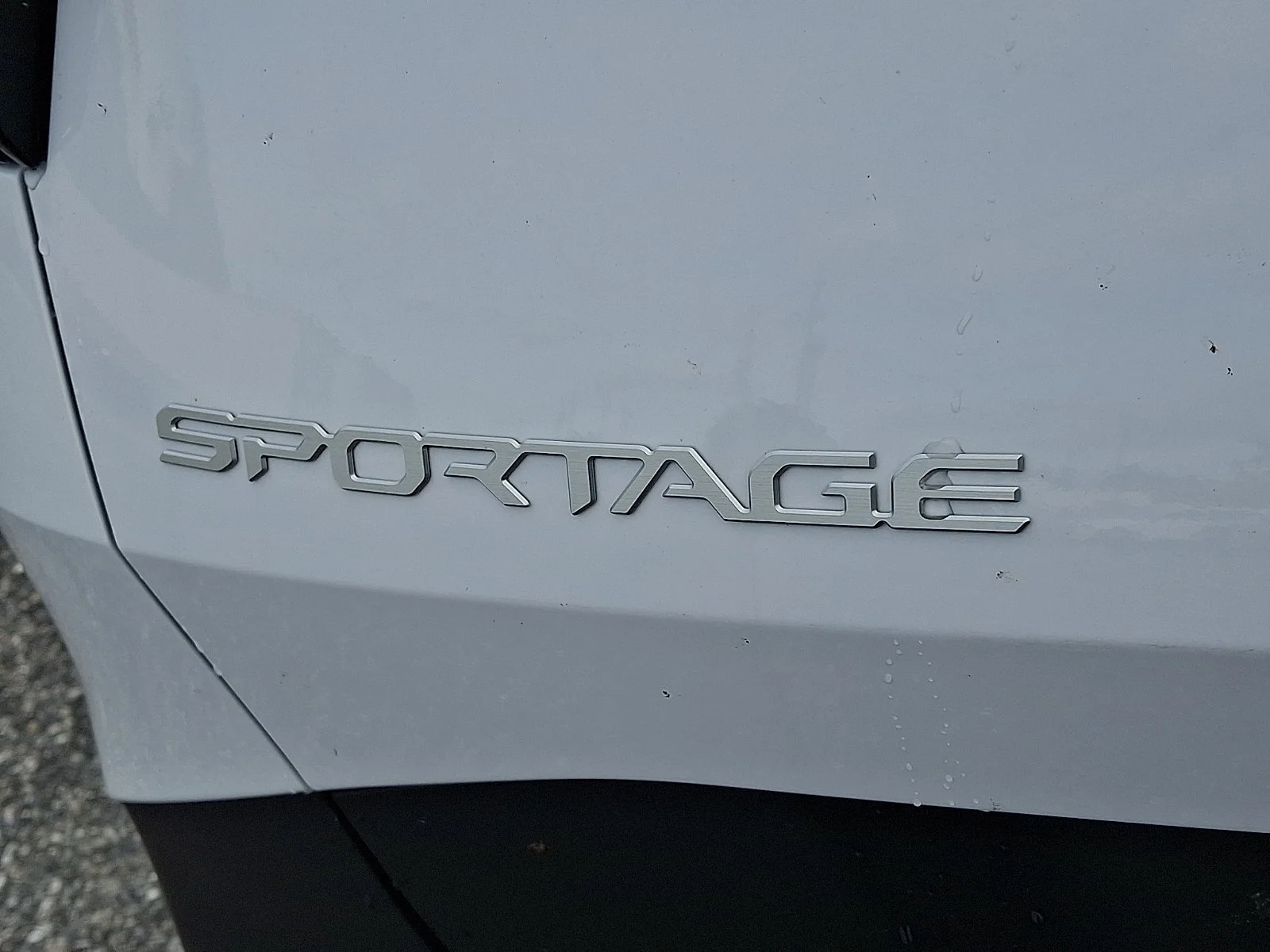 New 2027 White Kia EX image 23