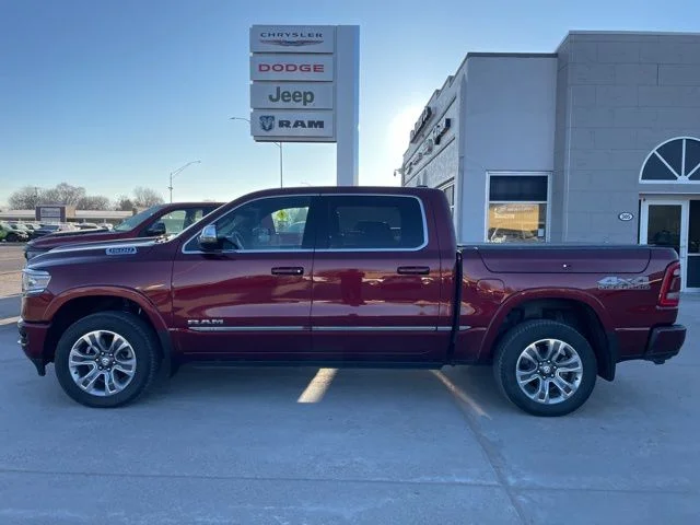 2023 RAM 1500 Limited 4x4 Crew Cab 5'7's photo