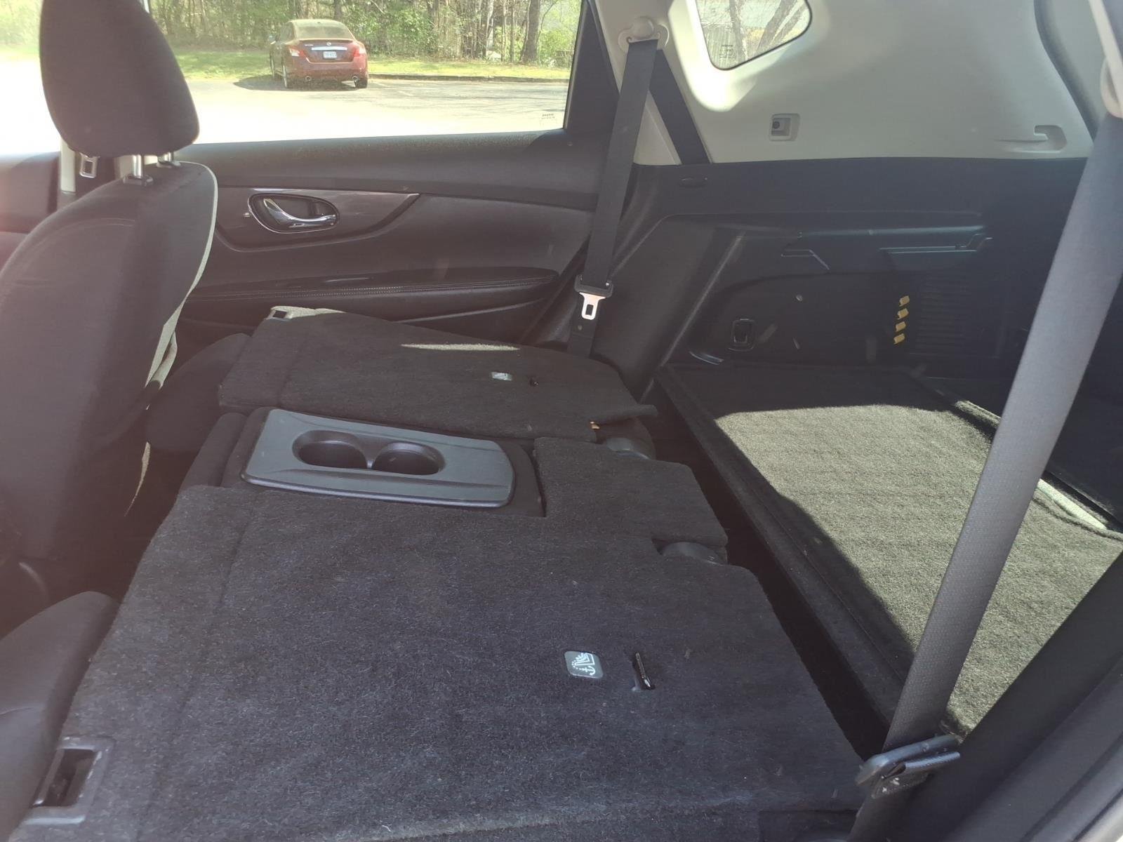 Used 2019 Gun Metallic Nissan S image 23