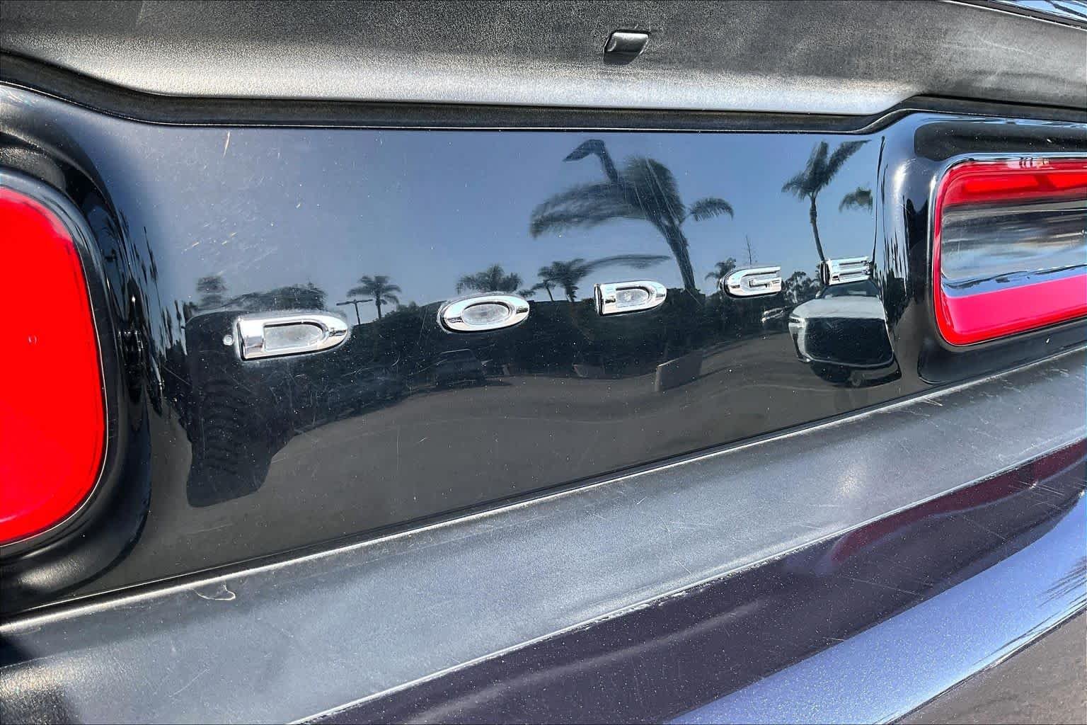 Used 2019 Maximum Steel Metallic Clearcoat Dodge SXT image 29