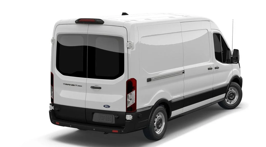 New 2026 OXFORD WHITE Ford Base image 3