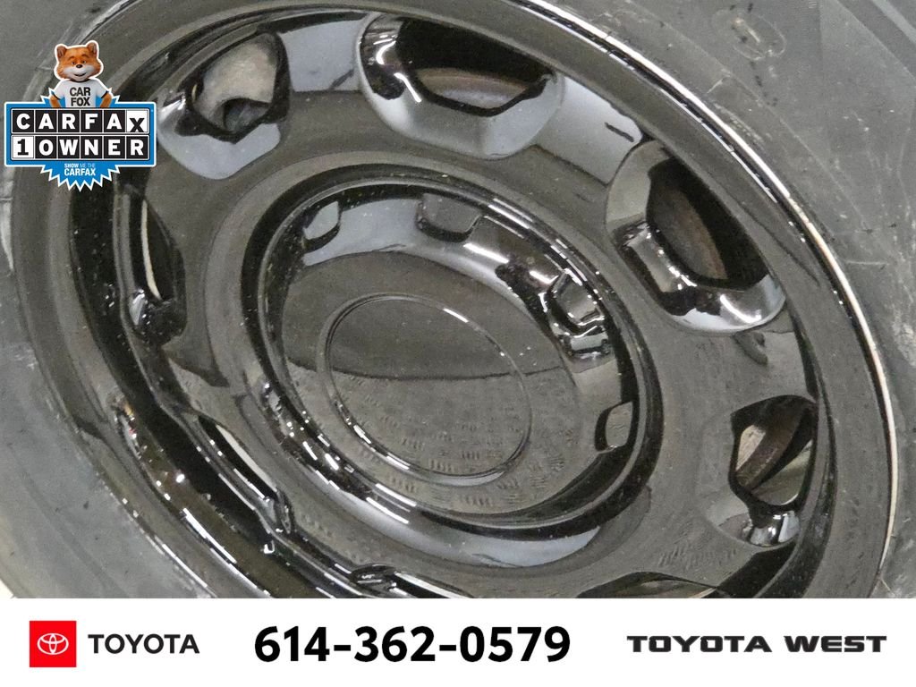 Used 2022 White Ford XL image 12