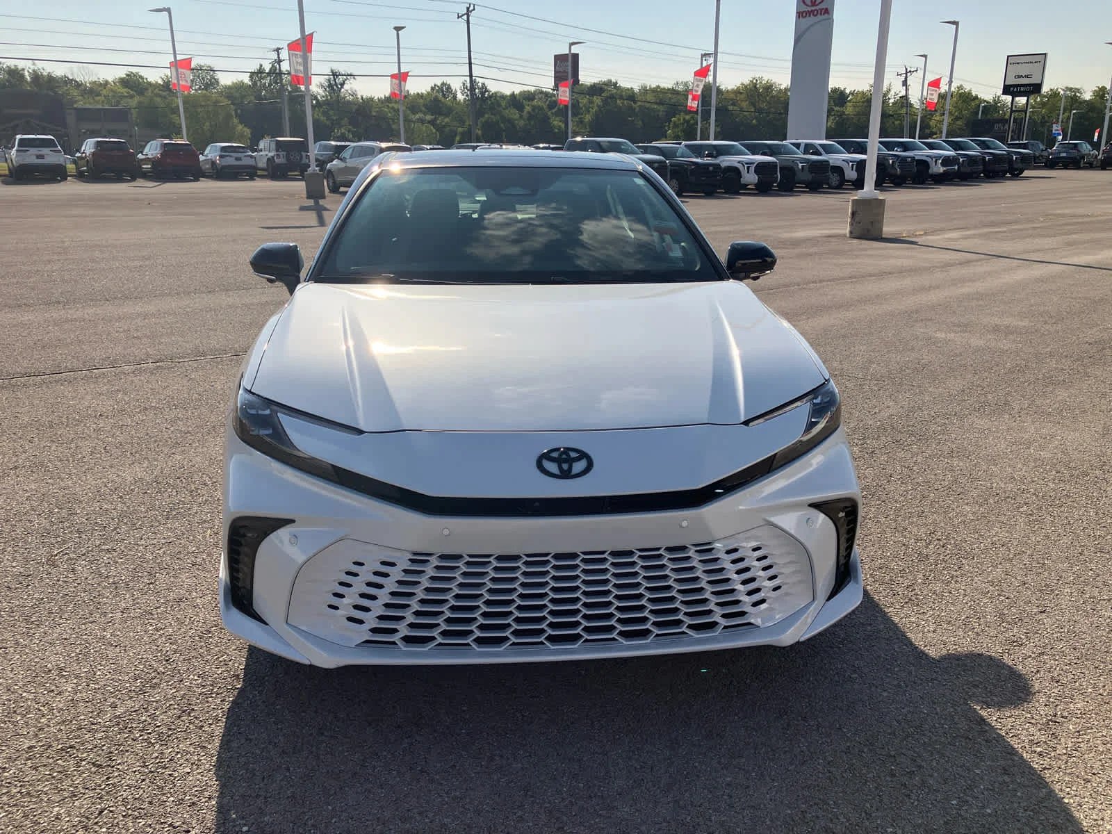 Certified Used 2026 Wind Chill Pearl w/Midnight Black Metallic Roof Toyota XSE image 2