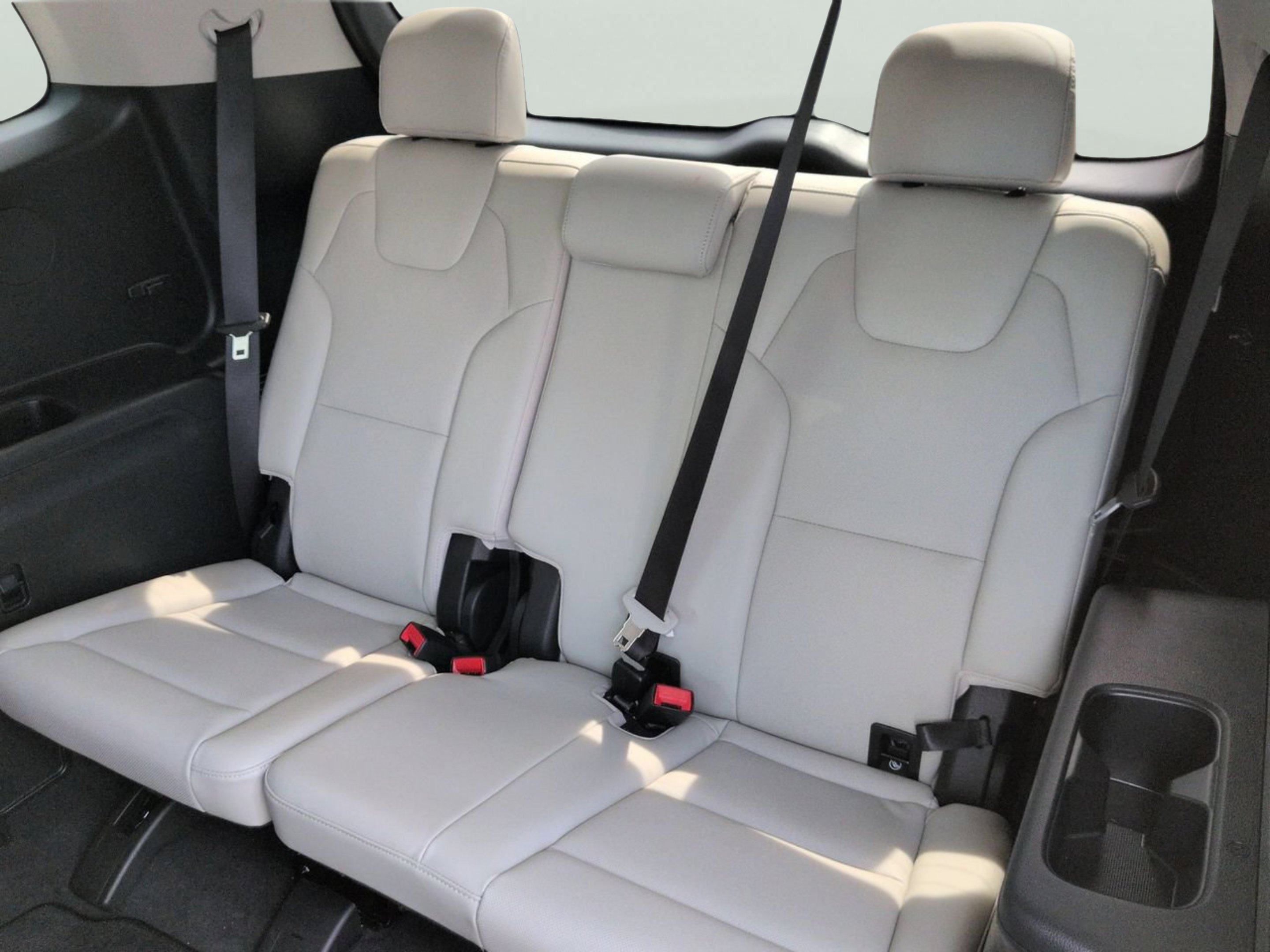 Certified Used 2025 Ebony Black Kia S image 12