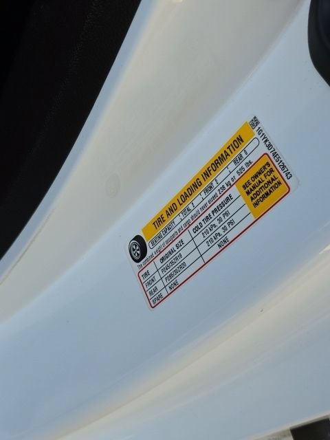 Used 2014 ARCTIC WHITE Chevrolet Z51 2LT image 30