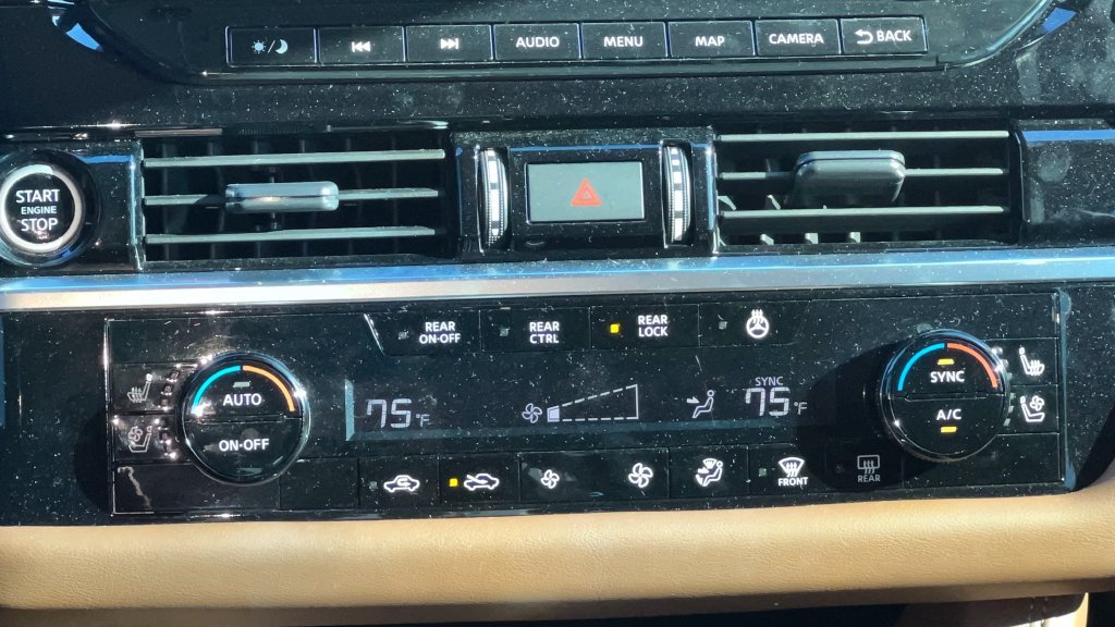 Certified Used 2024 White Nissan Platinum image 23