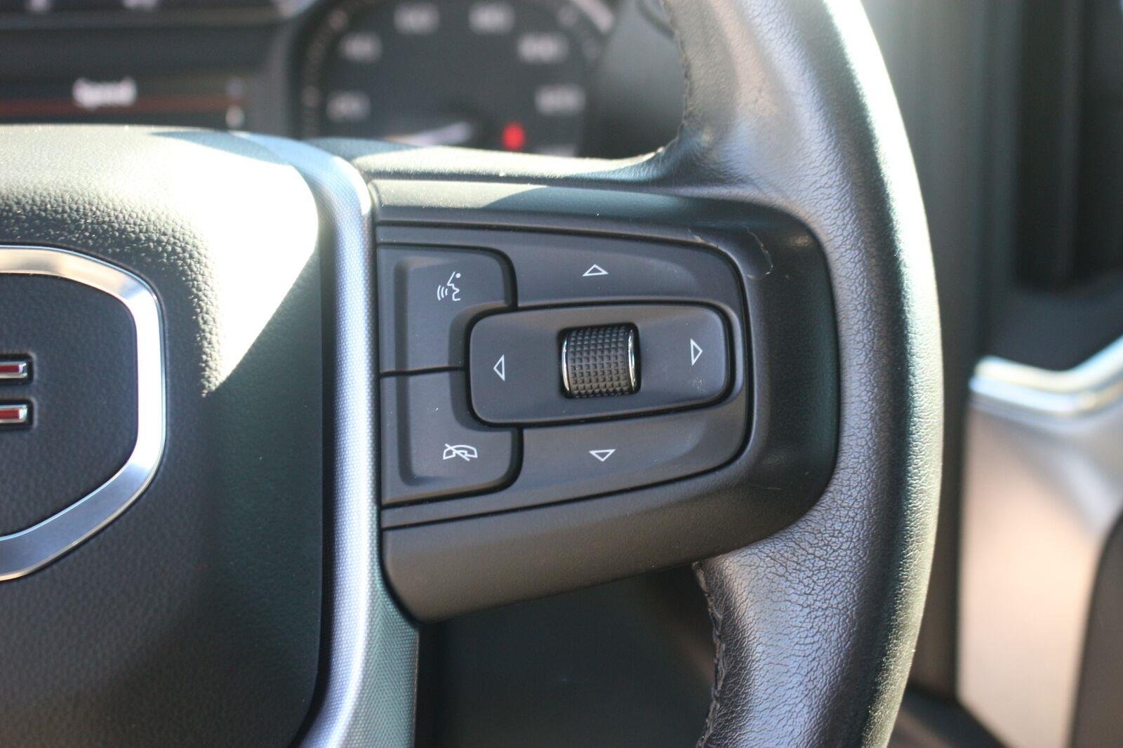 Used 2020 ONYX BLACK GMC Elevation image 19