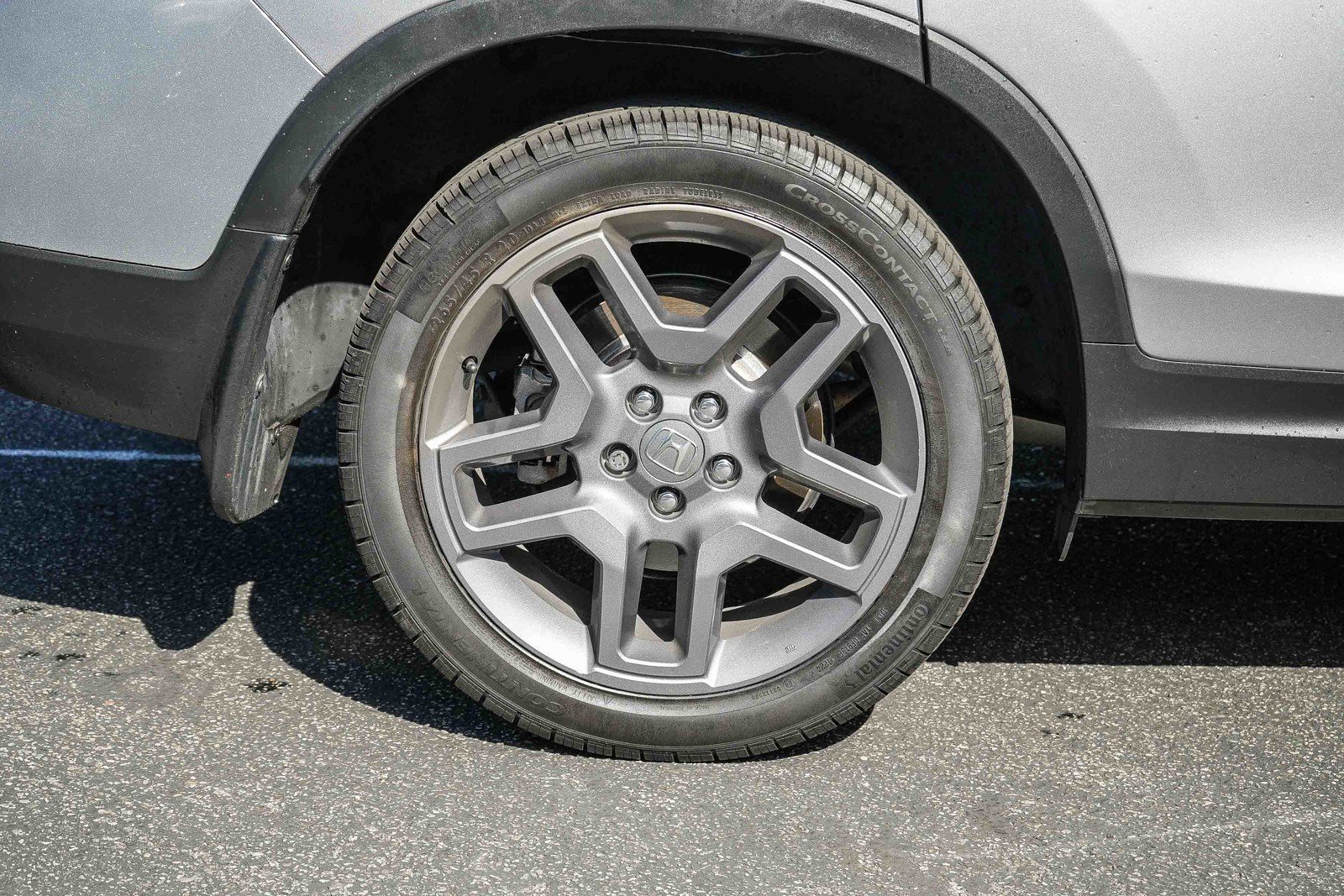Certified Used 2022 Lunar Silver Metallic Honda EX-L image 11