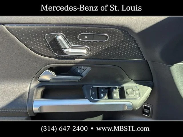 New 2026 Cirrus Silver Metallic Mercedes-Benz GLB 250 image 12