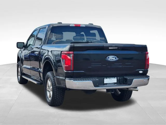 Used 2024 Black Metallic Ford XLT image 5