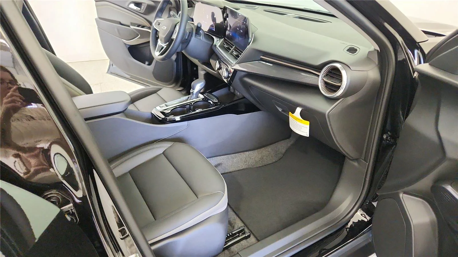 2026 Chevrolet Trax Activ - Photo 35