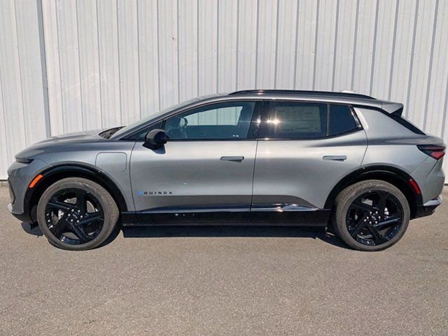 2024 Chevrolet Equinox EV RS - 3