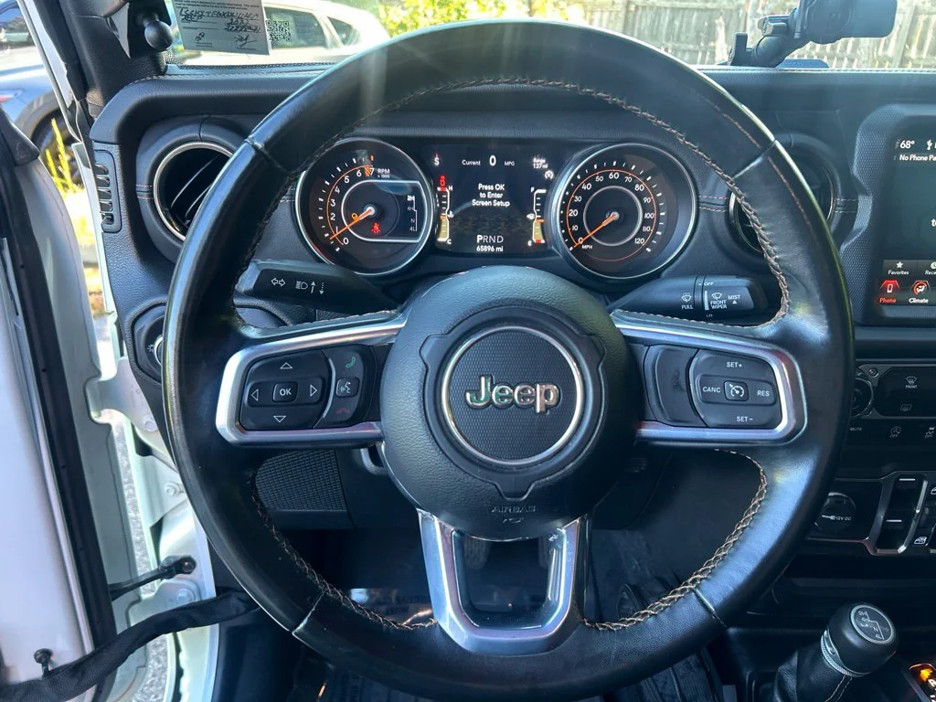 Used 2022 White Jeep High Altitude image 16
