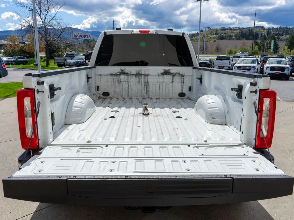 Used 2023 White Ford XLT image 31