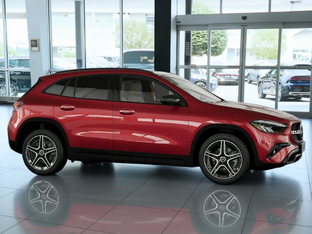 New 2026 MANUFAKTUR Patagonia Red Metallic Mercedes-Benz GLA 250 image 14