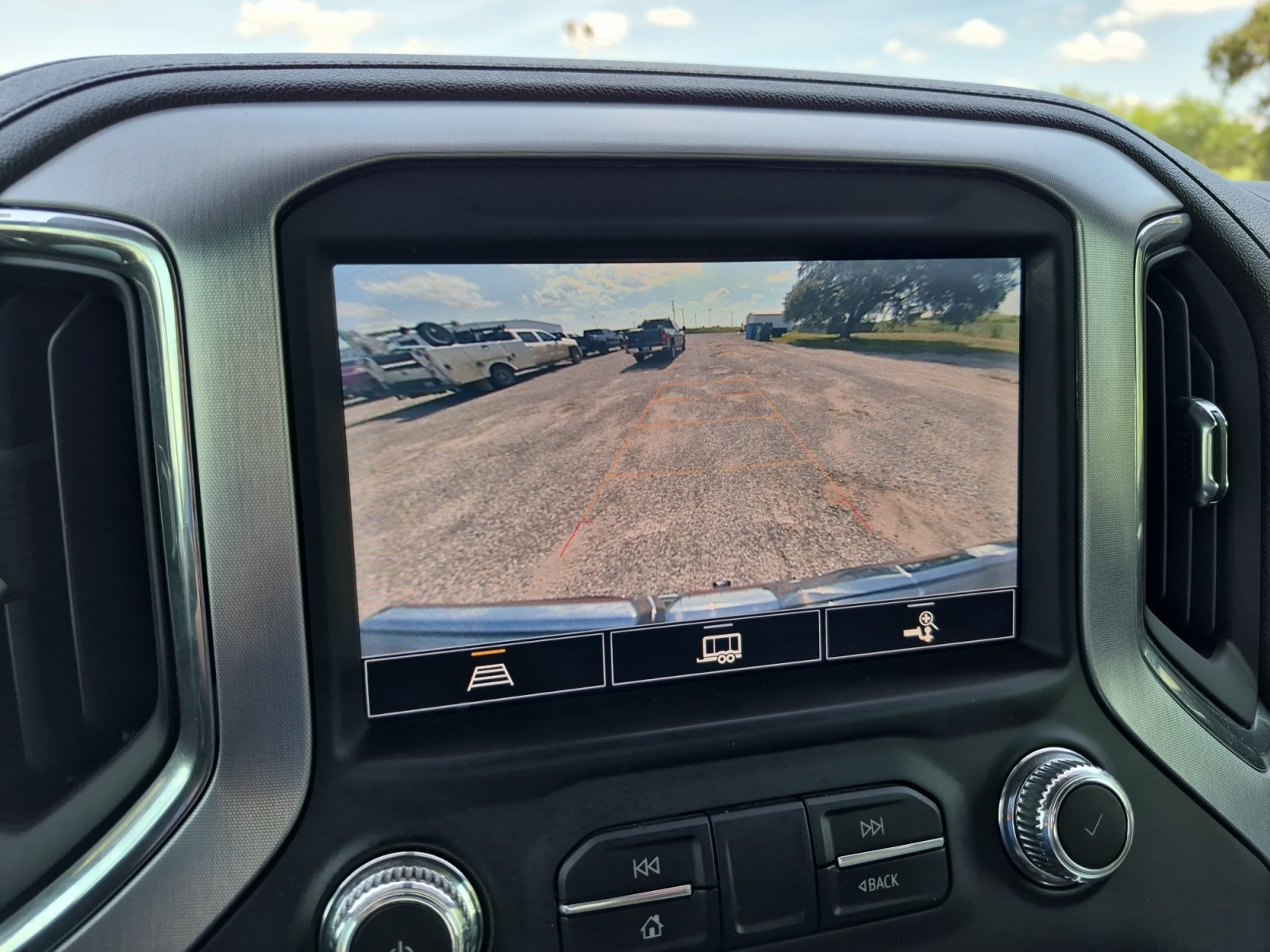 Used 2022 PACIFIC BLUE METALLIC GMC SLT image 15