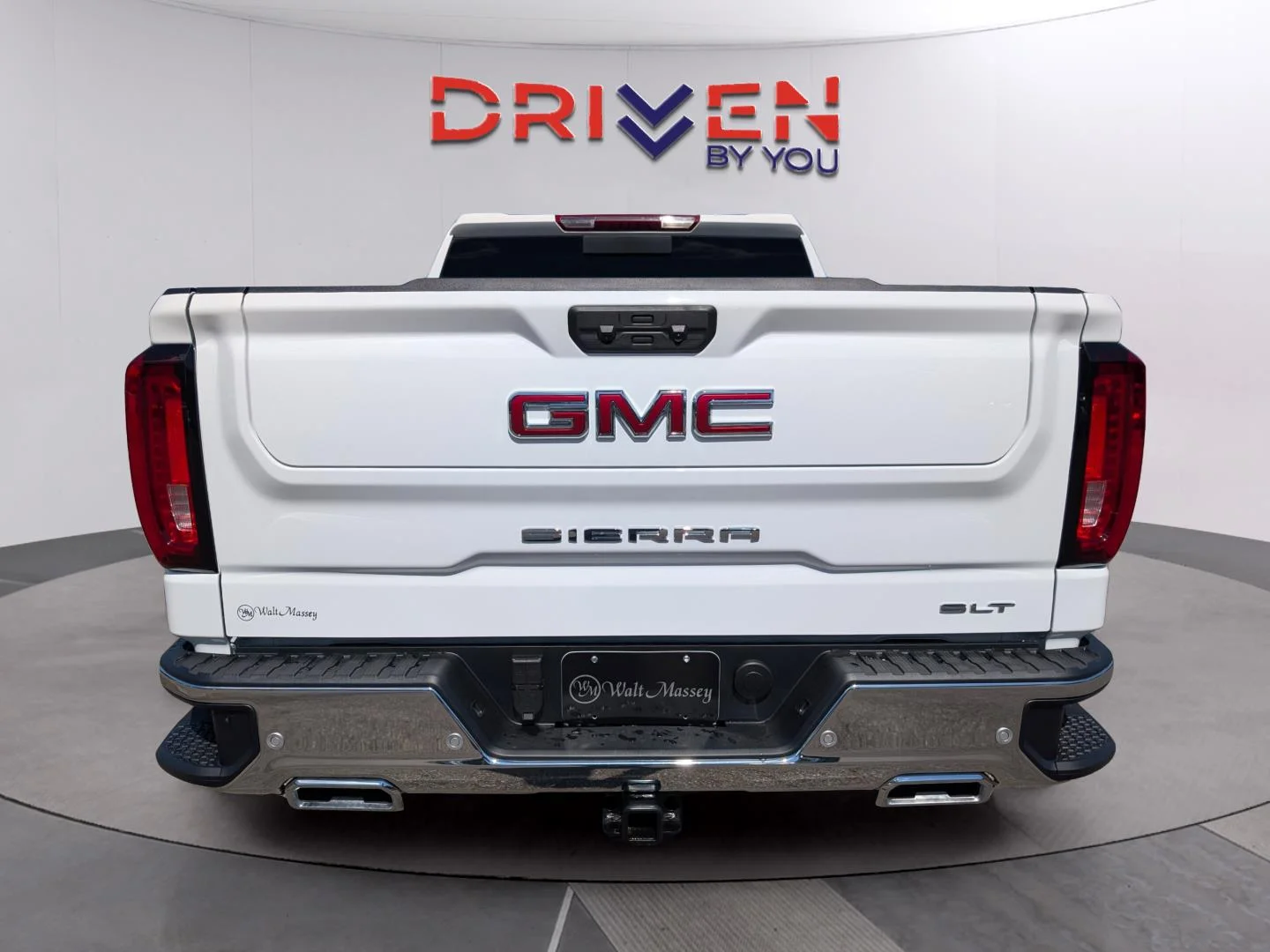 New 2026 Summit White GMC SLT image 4