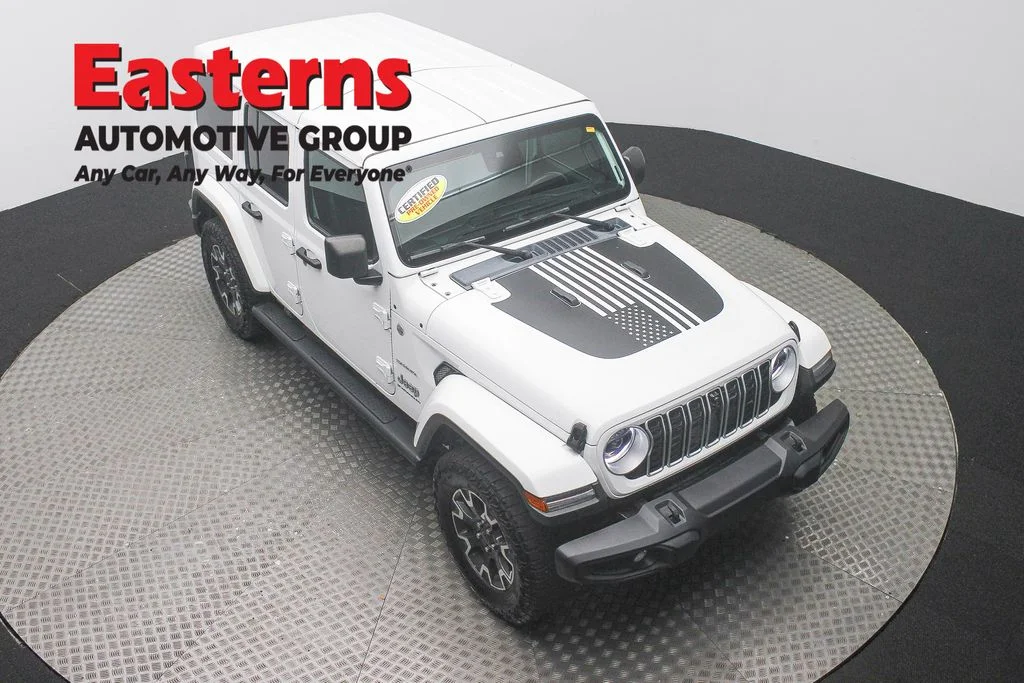 Used 2024 White Jeep Sahara image 3