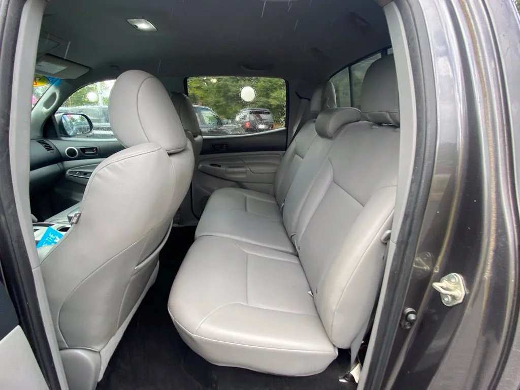 Used 2014 Gray Toyota Base image 7