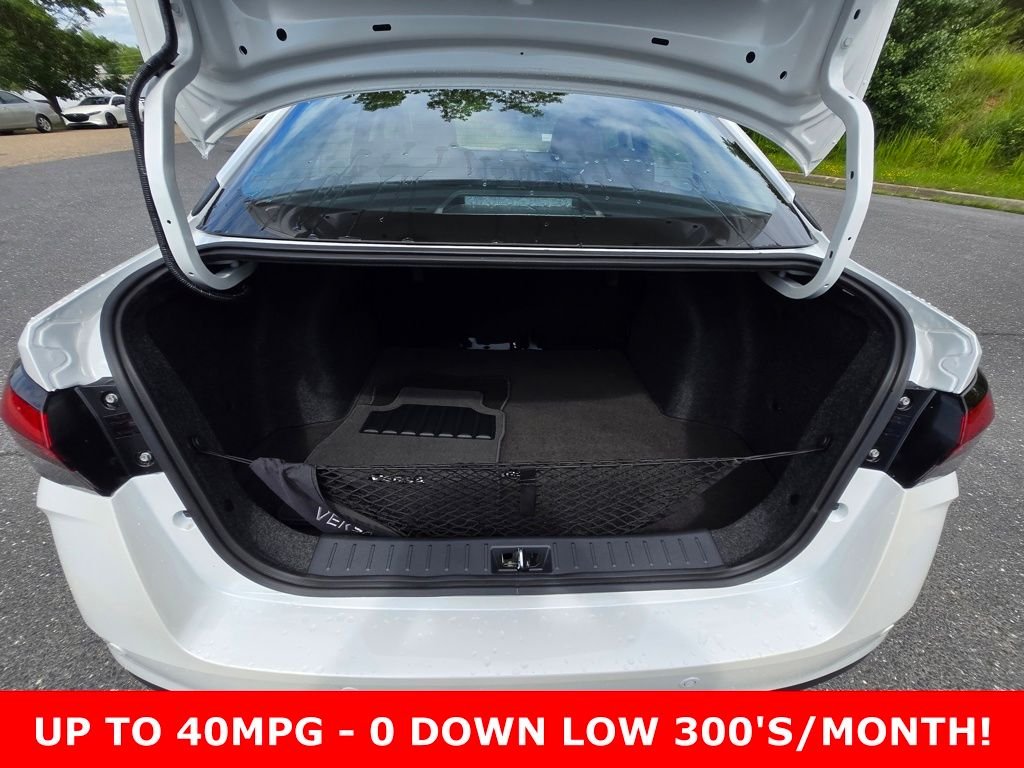 2025 Nissan Versa Sedan SV - Photo 32