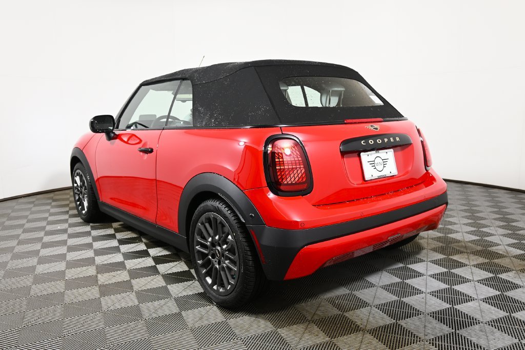 Used 2026 Red MINI  image 6
