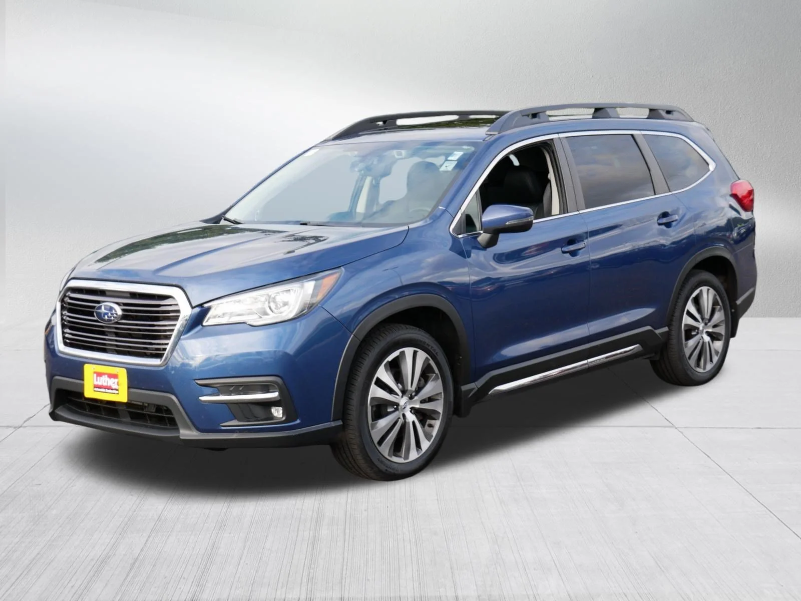 Used 2020 Abyss Blue Pearl Subaru Limited image 3
