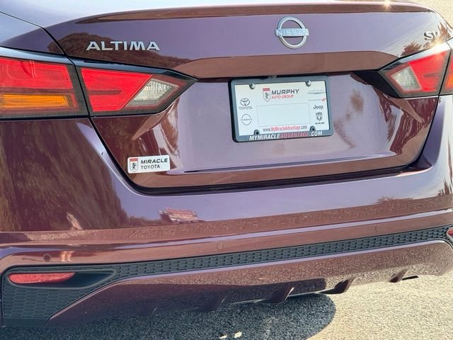 Used 2023 Red Nissan 2.5 SV image 12