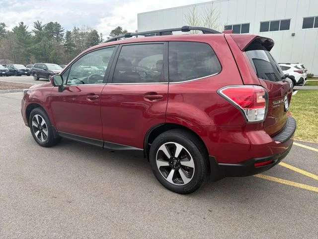 Used 2017 Red Subaru 2.5i Limited image 7