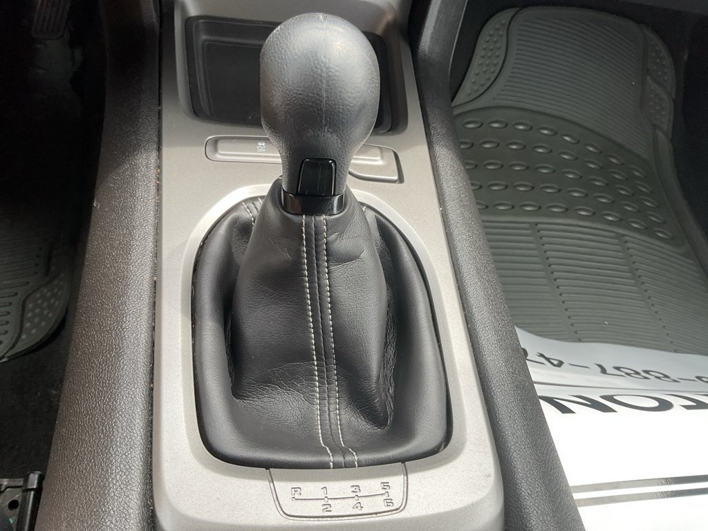 Used 2011 Silver Ice Metallic Chevrolet 1LS image 17