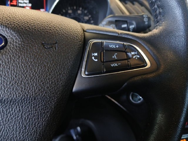 Used 2017 Magnetic Ford Titanium image 10