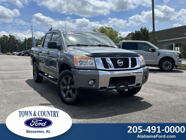 2015 Nissan Titan