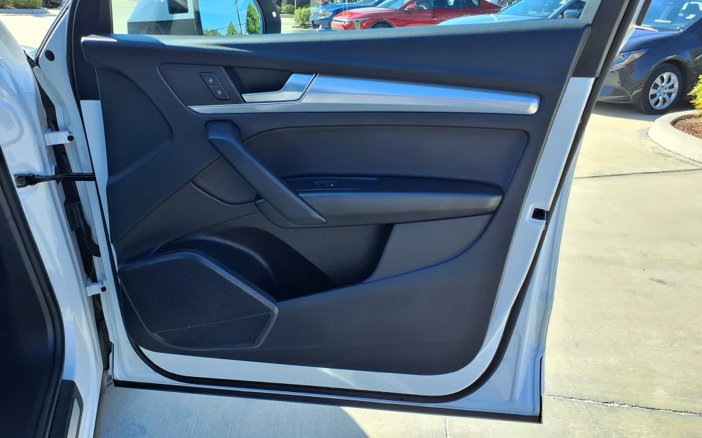 2025 Audi Q5 Premium - Photo 17