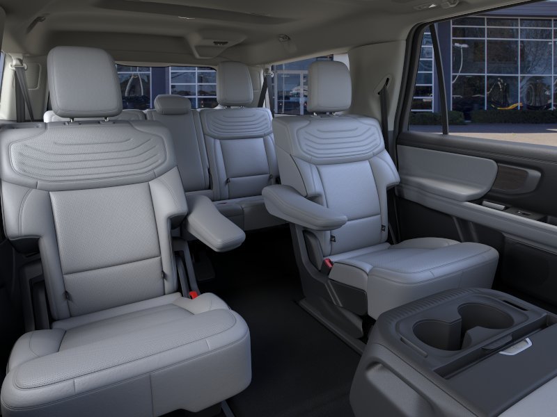 New 2026 Agate Black Metallic Ford MAX Platinum® image 39