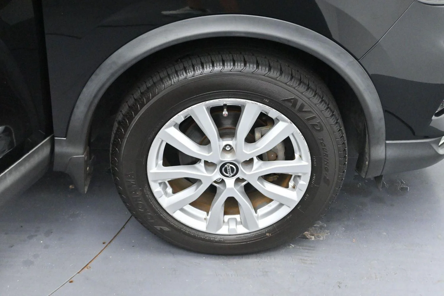 Used 2020 Magnetic Black Pearl Nissan SV image 35