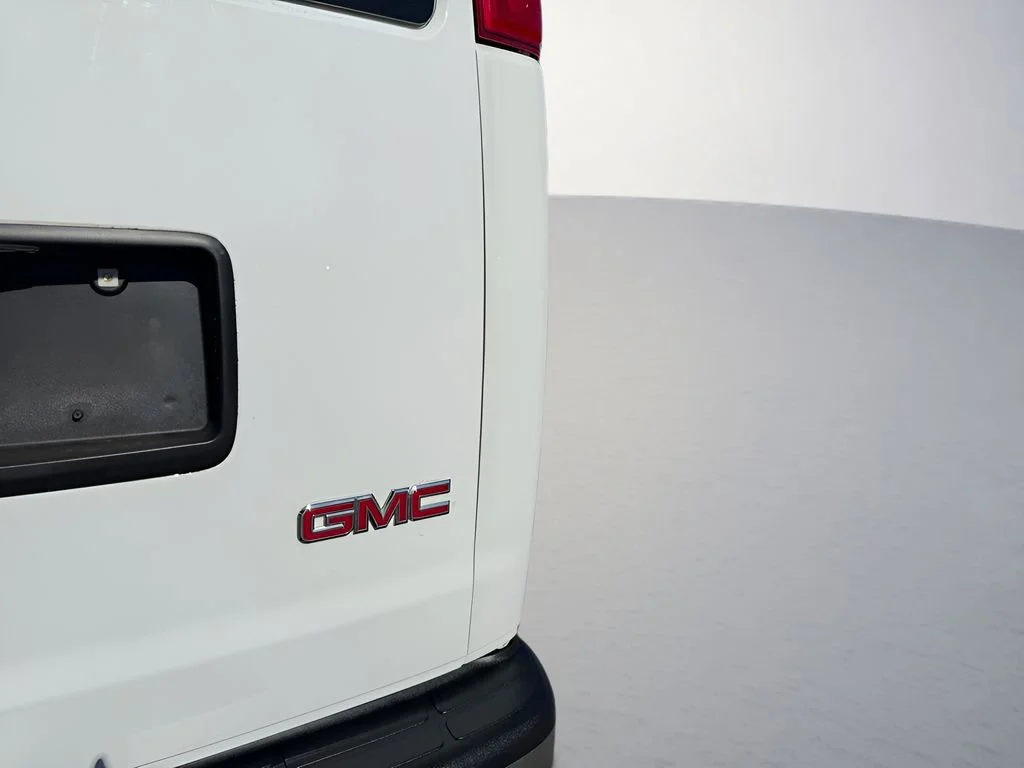 Used 2023 Summit White GMC Work Van image 27
