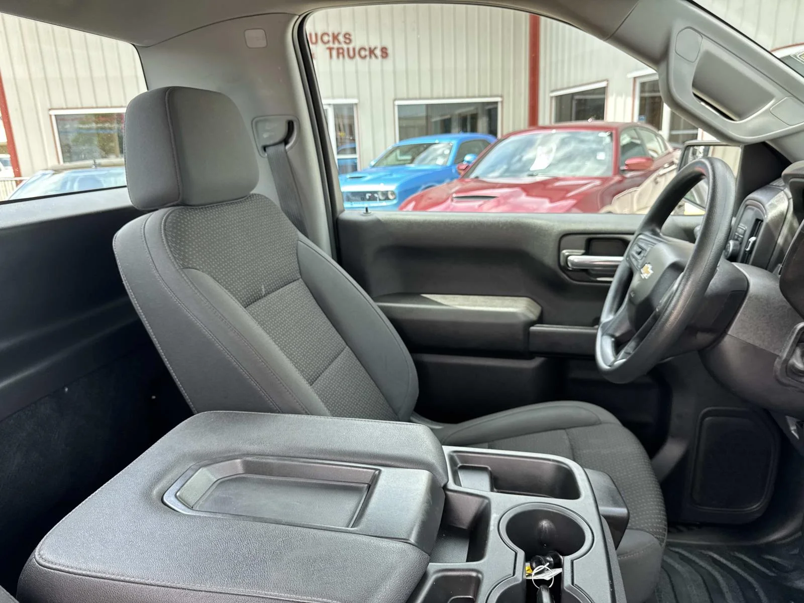 Used 2025 Summit White Chevrolet Work Truck image 9