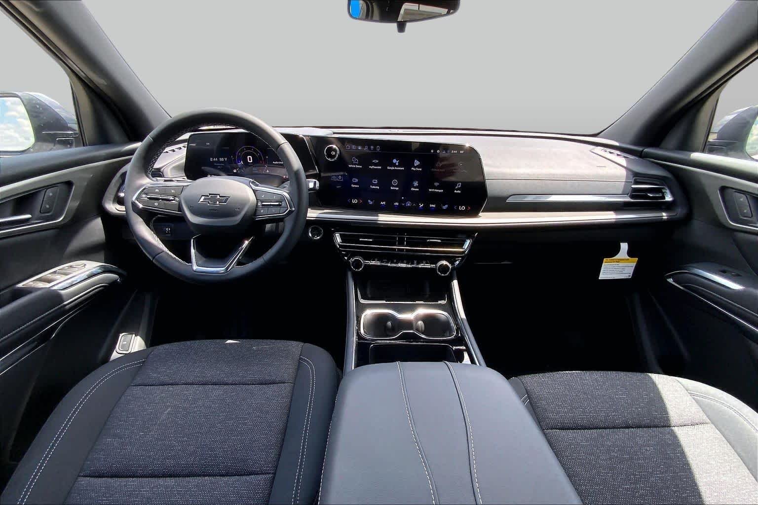 2026 Chevrolet Traverse LT - Photo 6