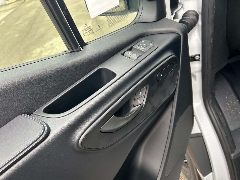 New 2026 Arctic White Mercedes-Benz Cargo 170 WB image 11