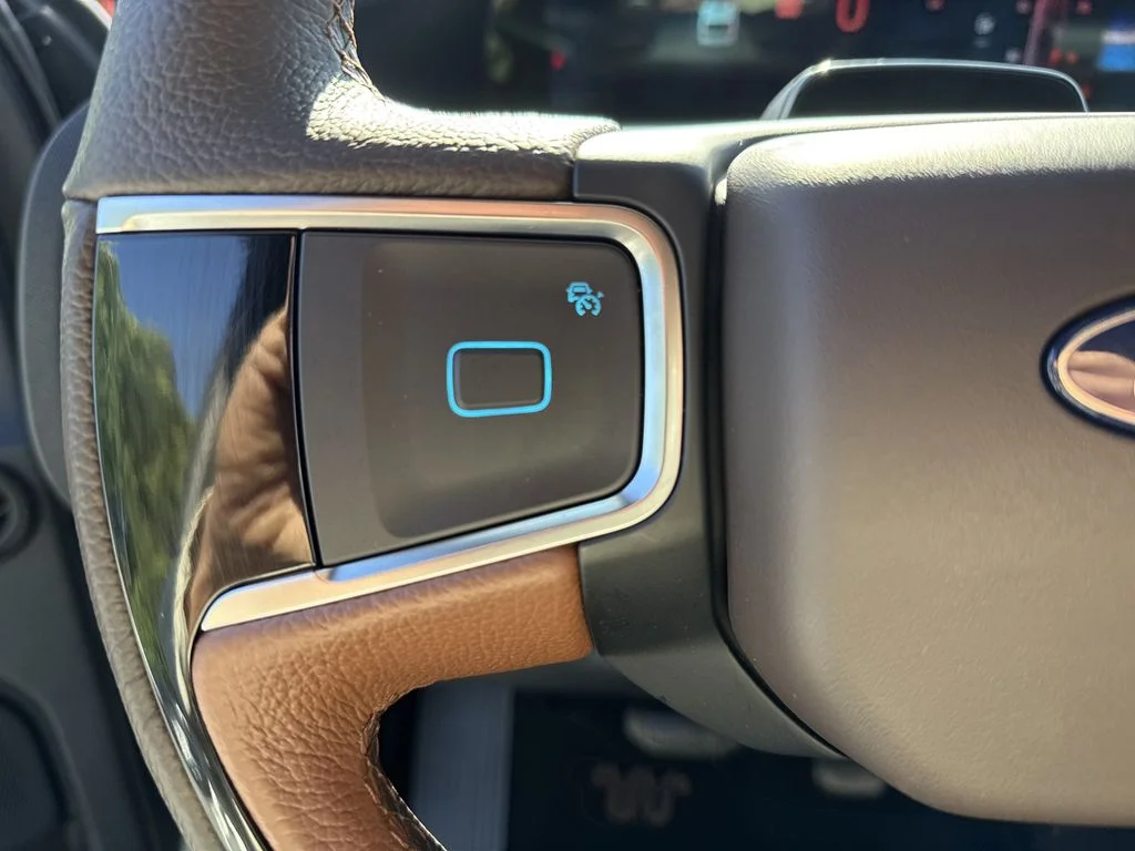 Used 2025 White Ford King Ranch image 27