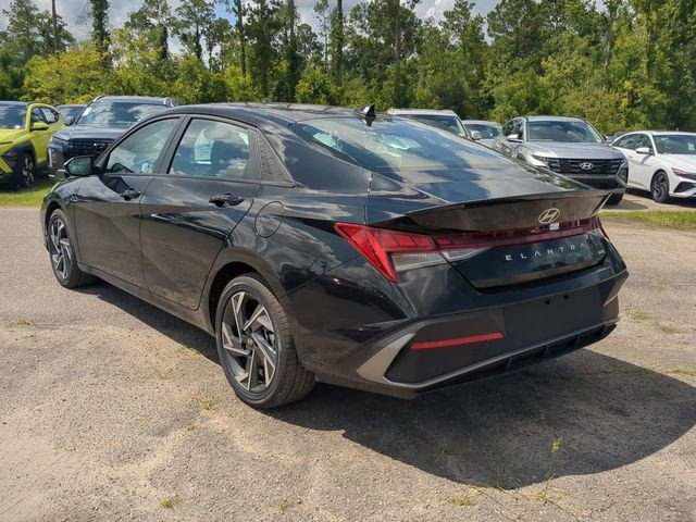 New 2025 Black Hyundai SEL Sport image 7